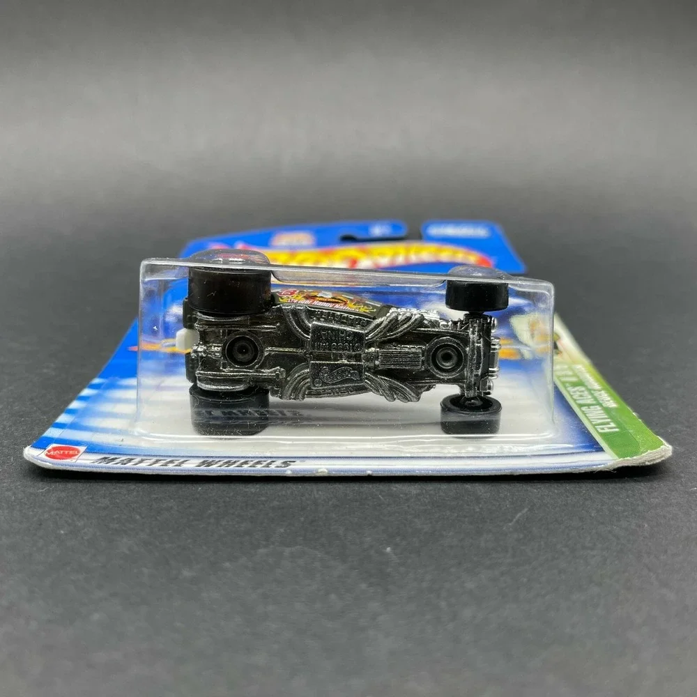 Hot Wheels Ford Deuce Roadster Hot Rod Car Green Diecast 1/64 Flying Aces II 077